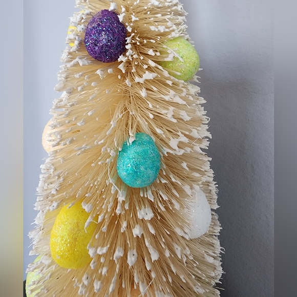 Easter Egg Bottle Brush Tree - Cotton Tail Lane - Picture 3 of 5